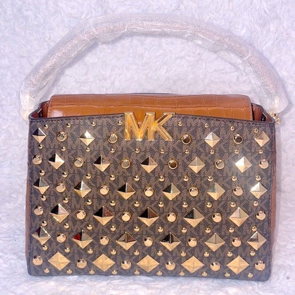 New Michael Kors Karlie Medium Studded Signature Logo Satchel in Chestnut Brown - Picture 3 of 17